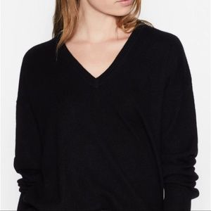 NWT Equipment Cashmere V-Neck Sweater
